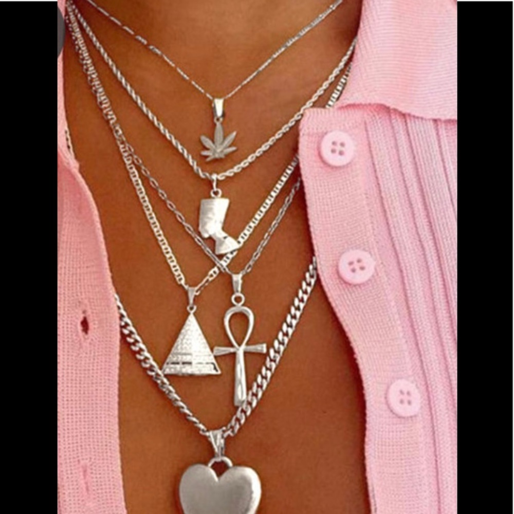 Layered necklace
